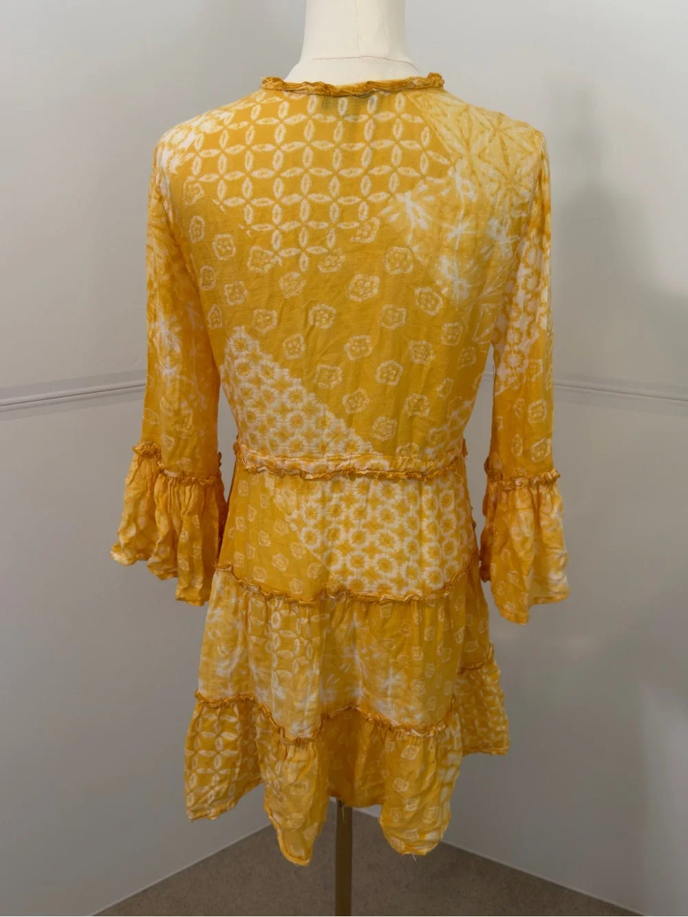 blue island Yellow and White Patterned Top - Picture 5 of 10